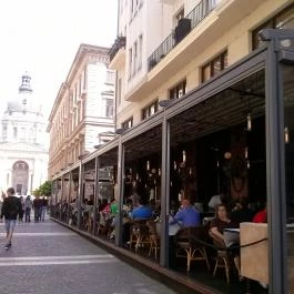 Tom George Italiano Étterem Budapest - Külső kép