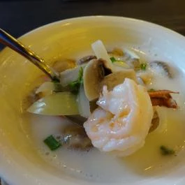 Tom Yum Budakeszi Thai Food, Budakeszi - Étel/ital