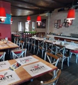 Tonett Pub Étterem & Pizzéria