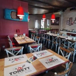 Tonett Pub Étterem & Pizzéria Budapest - Belső