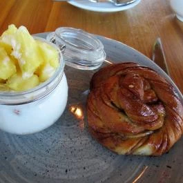 TOPRUM Budapest - Étel/ital