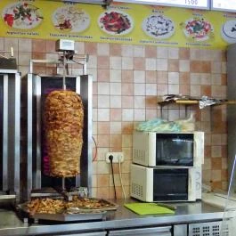 Török Basa Gyorsétterme - Sugár Üzletközpont Budapest - Belső