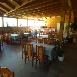 Törökmezői Turistaház Étterme, Nagymaros - Belső