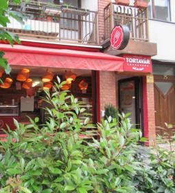 Tortavár Cukrászda