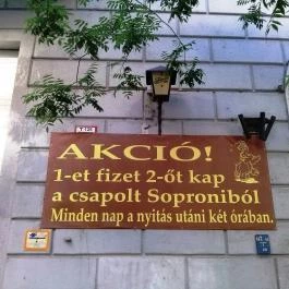 Tóth Kocsma, Budapest - Külső kép