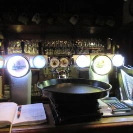 Tóth Kocsma, Budapest - Belső