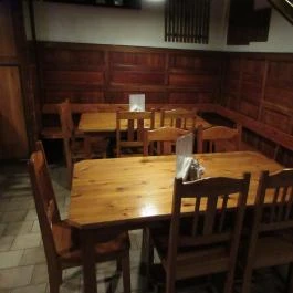 Tóth Kocsma, Budapest - Belső