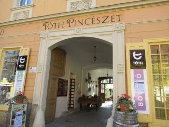 Tóth Pincészet Kőszeg