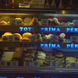 Toti Albán Pékség Miskolc - Étel/ital