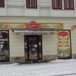 Toti Albán Pékség Miskolc - Külső kép