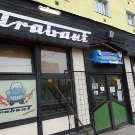 Trabant Presszó Budapest - Külső kép