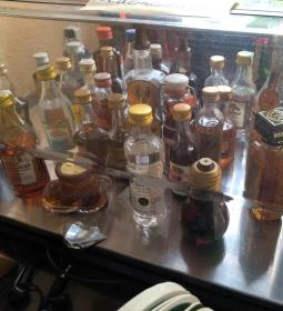 Tramini Borozó-Kávézó