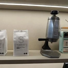 Tranzit by Flow, Budapest - Étel/ital