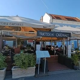 Trattoria Cardinale Étterem & Pizzéria Szentendre - Külső kép