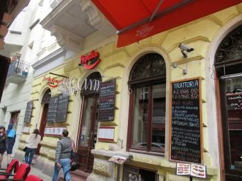 Trattoria Za-Za Étterem Budapest