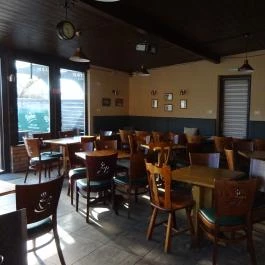 Travel Kávézó Vác - Belső