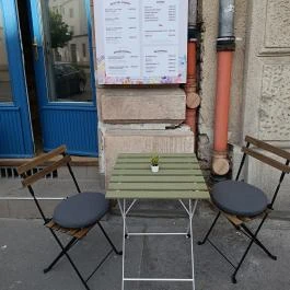 Treats & Stuff - The Brownie Café Budapest - Étlap/itallap