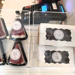 Treats & Stuff - The Brownie Café, Budapest - Étel/ital