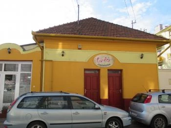 Trió Cukrászda Cegléd