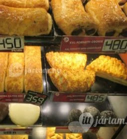 Trio & Fornetti - Nyugati tér aluljáró