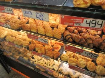 Trio & Fornetti - Nyugati tér aluljáró Budapest