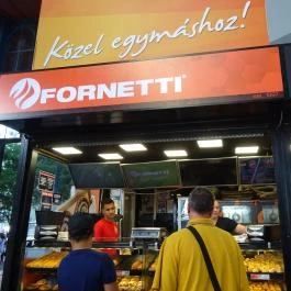 TRIO Pizza & Fornetti - Nyugati Pályaudvar Budapest - Külső kép