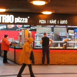 TRIO Pizza - Újpest-Központ Budapest - Külső kép