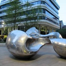 Triptichon szobor Budapest - Egyéb