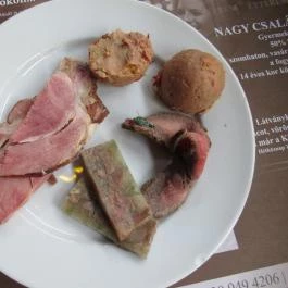 Trófea Grill Étterem - Visegrádi utca Budapest - Étel/ital