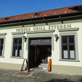 Trófea Grill Étterem - Óbuda Budapest - Külső kép