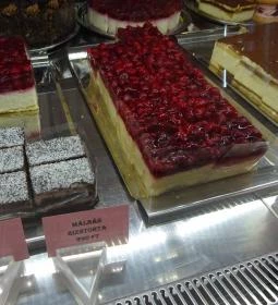 Trombitás Cukrászda