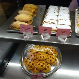 Trombitás Cukrászda Budapest - Étel/ital