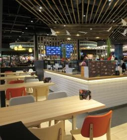 Tsuru Sushi - Árkád