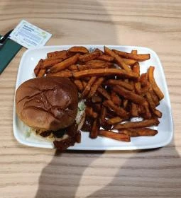 Tuning Burger - Time Out Market, Budapest