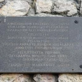 Turul Emlékmű, Tatabánya - 