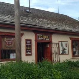Turul söröző Monor - Külső kép