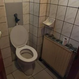Turul söröző Monor - Mosdó
