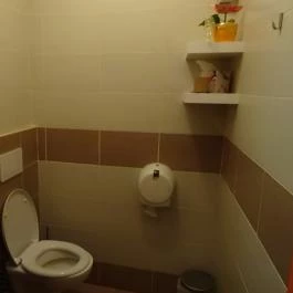 Szertár étterem és kávézó, Budaörs - Mosdó