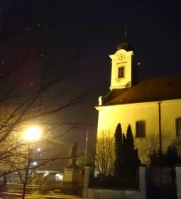 Szertár étterem és kávézó