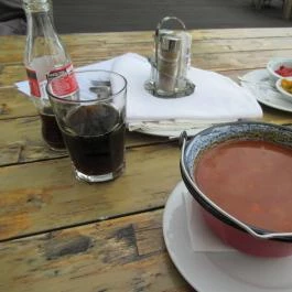 Udvarház Étterem Budapest - Étel/ital