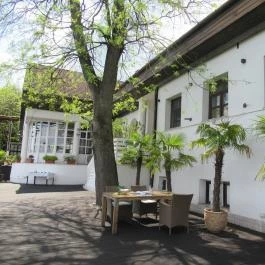 Udvarház Étterem Budapest - Külső kép