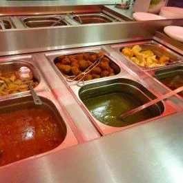 Új-Házi Vendéglő Budapest - Étel/ital