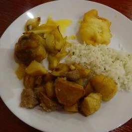 Új-Házi Vendéglő Budapest - Étel/ital