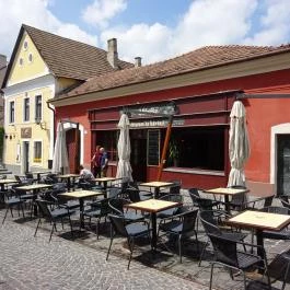 Művész Étterem és Bisztró, Szentendre - Külső kép