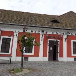 Új Sipos Halászkert Budapest - Külső kép