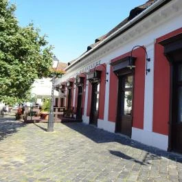 Új Sipos Halászkert Budapest - Külső kép