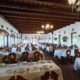 Új Tanyacsárda Étterem Lajosmizse - Belső