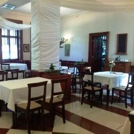 Új Tündérkert Étterem & Kávéház, Budapest - Belső