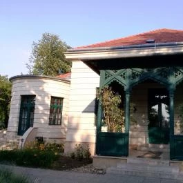 Új Tündérkert Étterem & Kávéház, Budapest - Külső kép