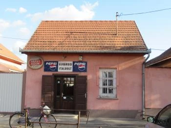Újvárosi Italbolt Cegléd